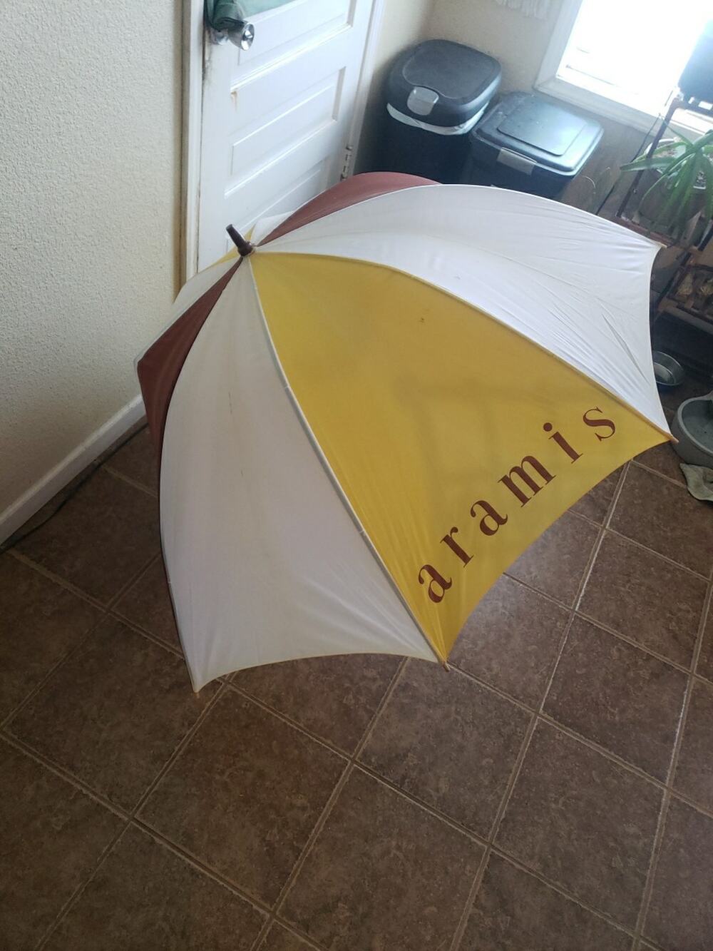 Vintage 1980's Aramis Rainy Day Brown Full HUGE 48" ACROSS Umbrella HAS HOLES